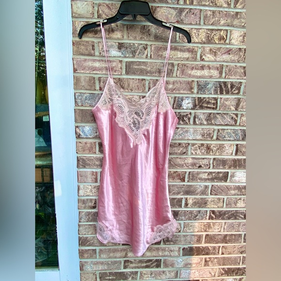 Vintage 90s Gold Label Victorias Secret Light Pink Lace Slip - Picture 10 of 15